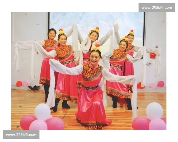 新疆舞比赛精彩纷呈 展现民族文化魅力与独特风采 新疆舞比赛精彩纷呈 展现民族文化魅力与独特风采