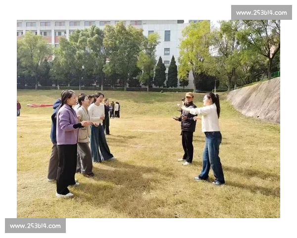 体育选手心态塑造与心理调适：走向巅峰的心理策略与训练方法